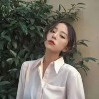 韓*